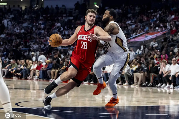 NBA季前赛综述：火箭<a href=/gaoqinglanqiu/spurs/ target=_blank class=infotextkey>马刺</a><a href=/gaoqinglanqiu/magic/ target=_blank class=infotextkey>魔术</a>领跑 新趋势与球队百态